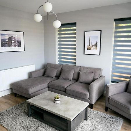 Entire Modern Home With Seaview And Parking Wicklow Exterior foto