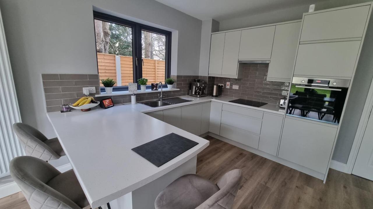 Entire Modern Home With Seaview And Parking Wicklow Exterior foto